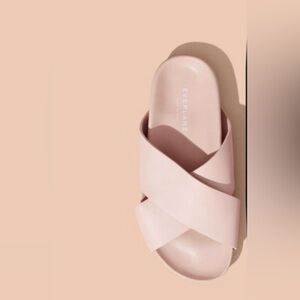 EVERLANE The Form Crossover Sandal Pale Rose Leather Slip On Flat Size 8